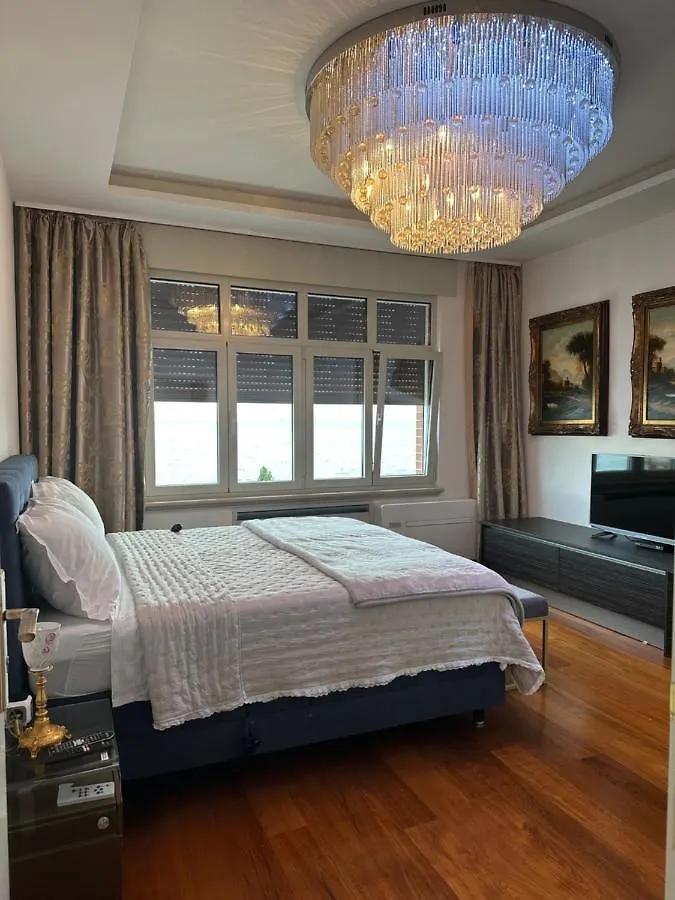 Villa Isabella - Luxury With Style Right Next To The Beach, Private Pool And Sea View 奥帕提亚 克罗地亚